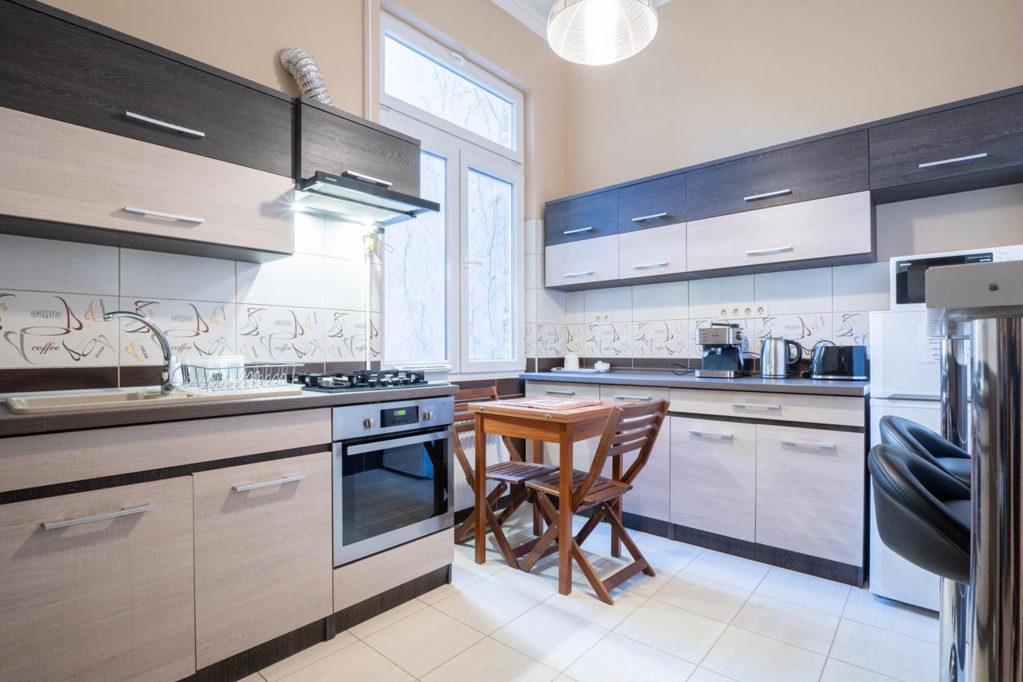 Apartment Near Opera In Downtown Budapest Kültér fotó