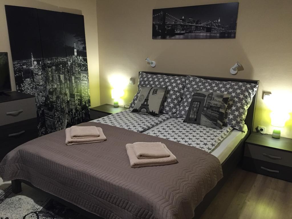 Apartment Near Opera In Downtown Budapest Kültér fotó